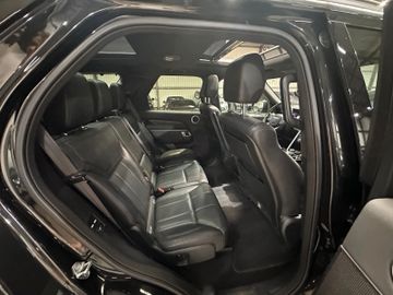 Land-Rover Discovery - 11