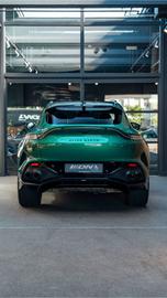 2022 Aston Martin DBX — миниатюра 27