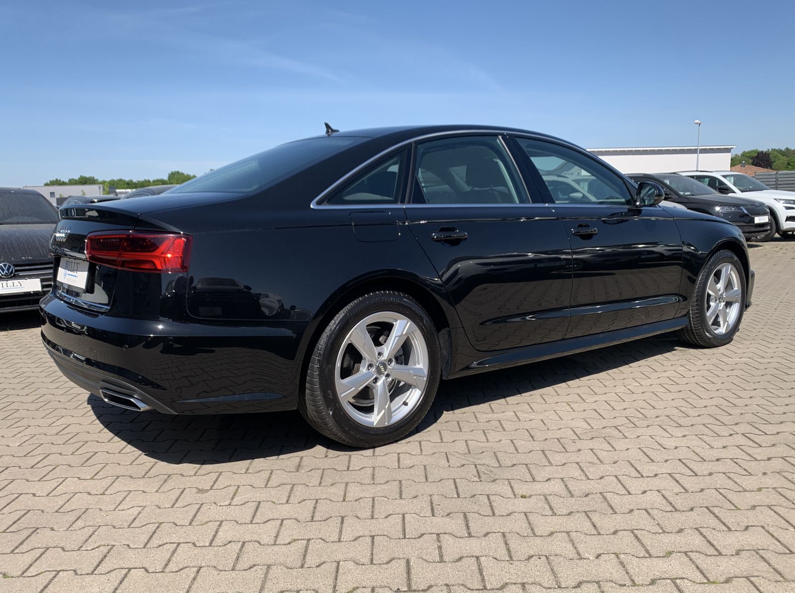 Fahrzeugabbildung Audi A6 2.0 TDI*Bi-Xenon*Alcantara*STHZ*Navi*PDC*