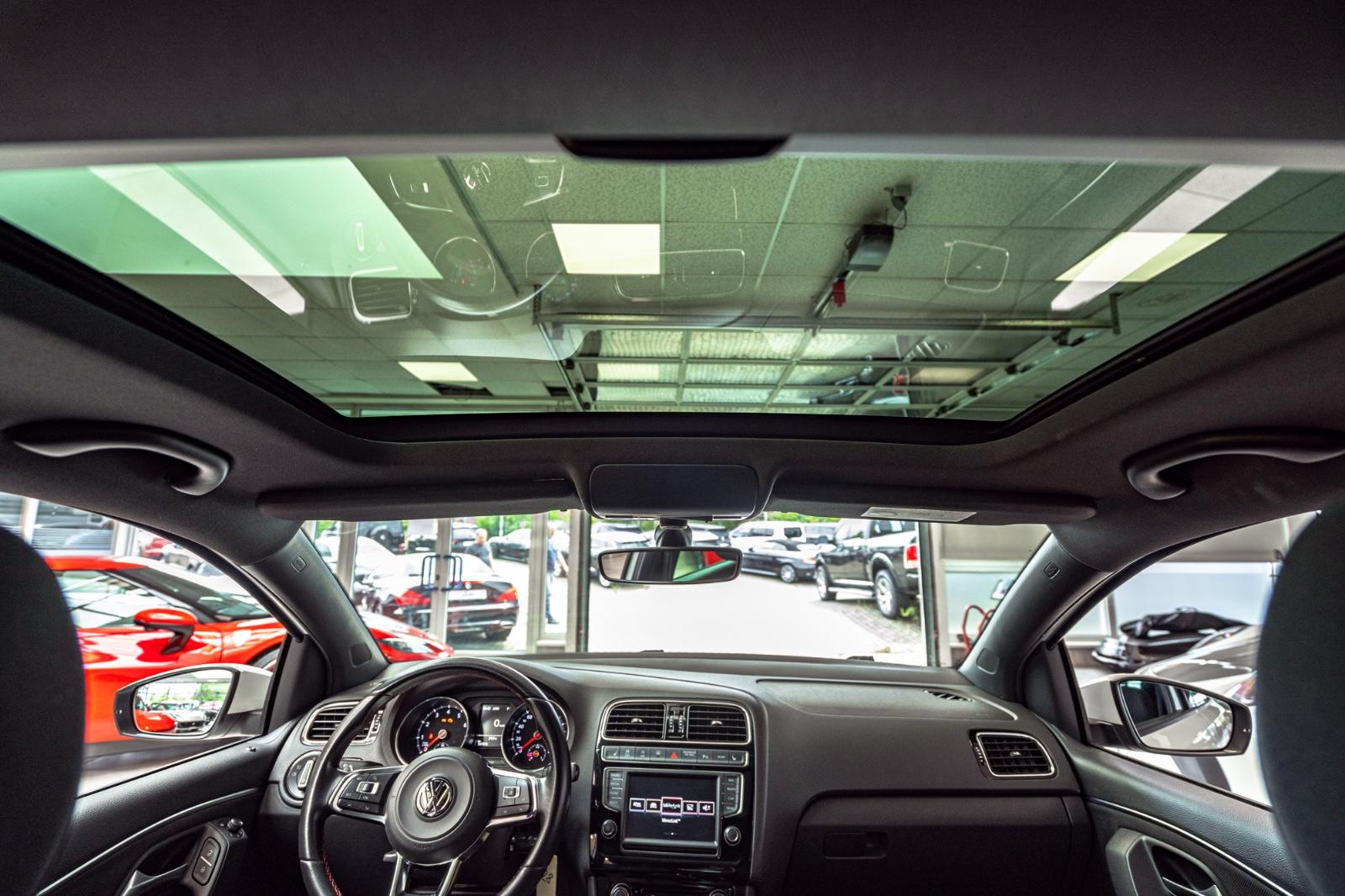 Volkswagen Polo GTI 1.8 TSI 192ch - 1 ère main - Toit ouvrant panoramique - Châssis sport select - Carnet entretien