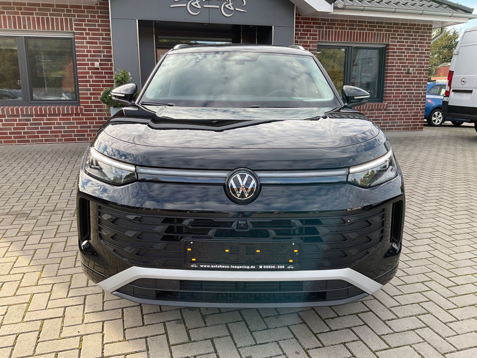 Fahrzeugabbildung Volkswagen Tayron 2.0 TDI 4M,AHK,Navi,Kamera,7-Sitzer,IQ