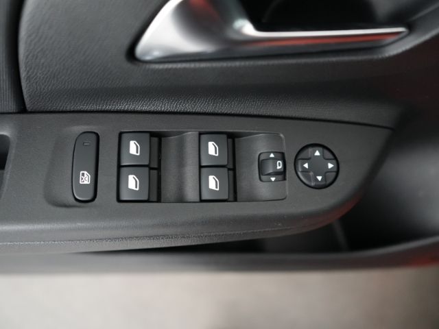 Corsa-e F EDITION 50kWH AT+LED+SITZHEIZUNG+KLIMA