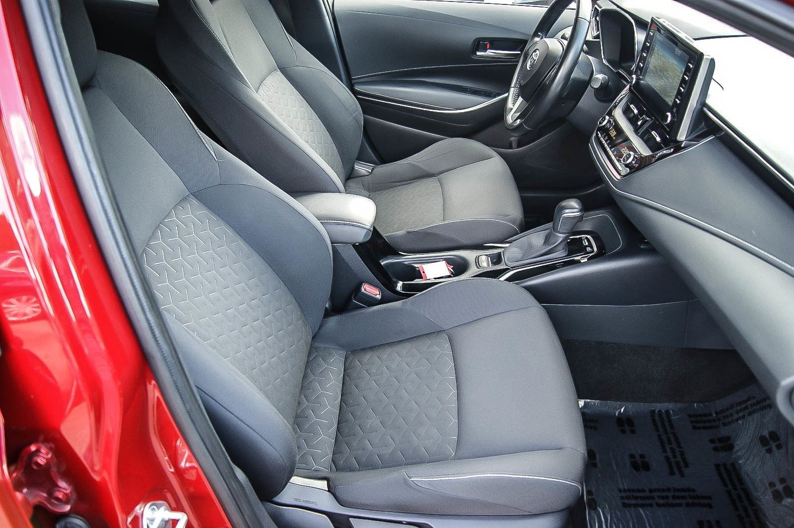 Fahrzeugabbildung Toyota Corolla 1.8 Hybrid  Club LED NAVI ACC KAMERA DAB