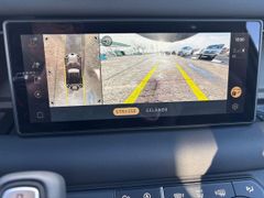 Fahrzeugabbildung Land Rover Defender 90 XDynamic SE BLACK 360° PANO LUFTFEDE