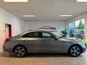 Mercedes E 200 - 9