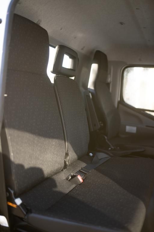 Fahrzeugabbildung FUSO CANTER 7C18 Hyva Lift Abrollkipper *LED*KlimaA