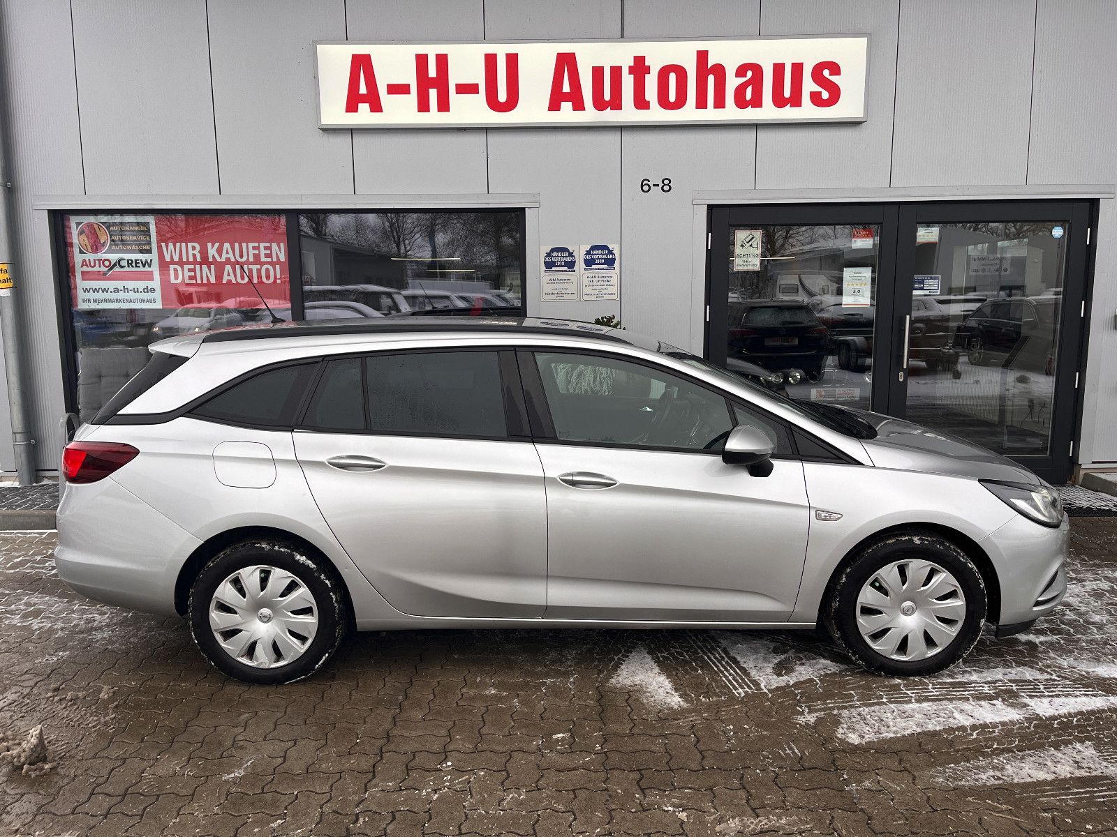 Fahrzeugabbildung Opel Astra K Sports Tourer Business Seitenschaden