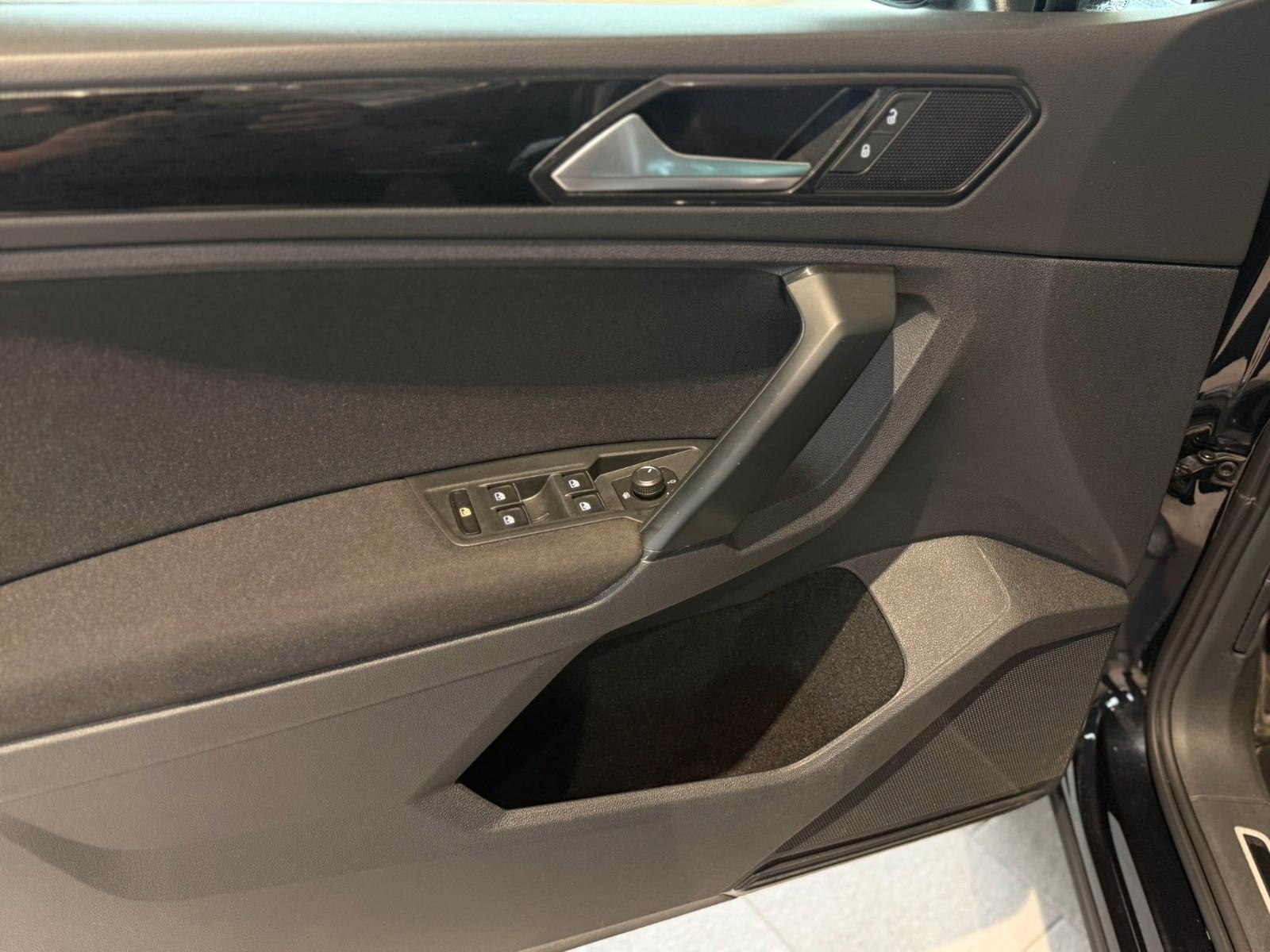 Volkswagen Tiguan Sound BMT/Start-Stopp*AHK*CarPlay*ACC*