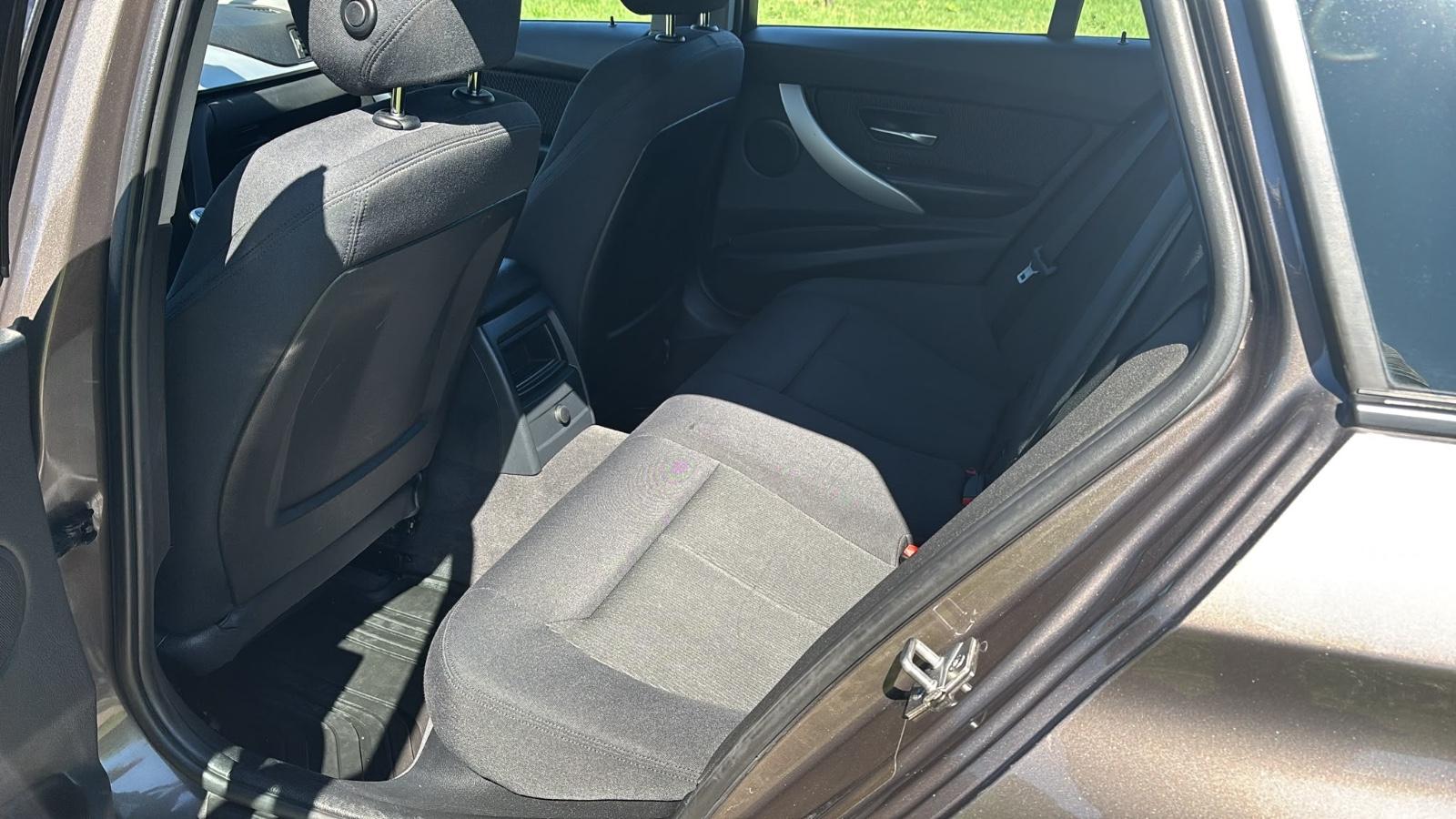 BMW 318d Touring  1. Hand Tüv neu