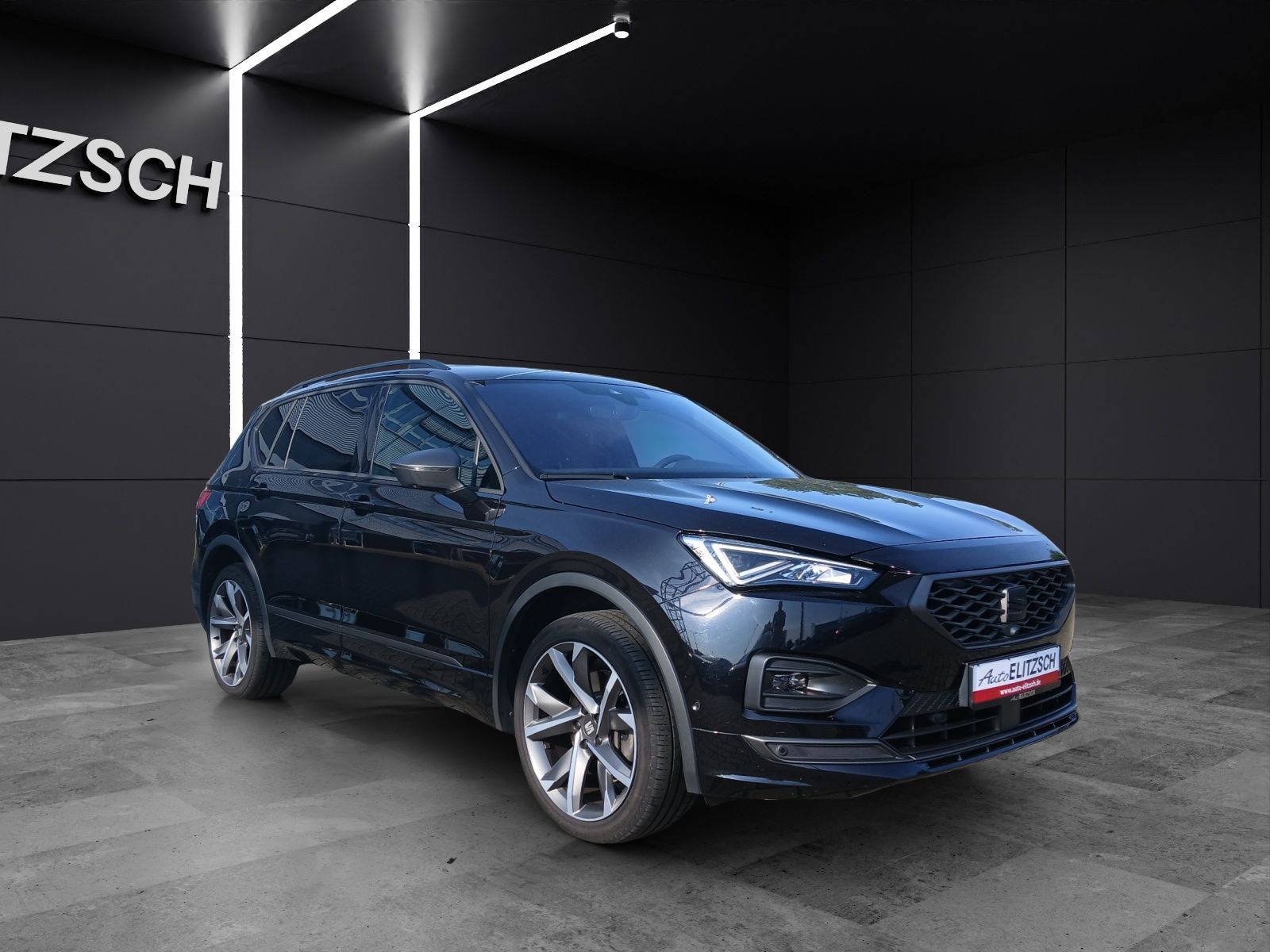 Fahrzeugabbildung SEAT Tarraco TDI FR-Line DSG 4Drive LED AHK Navi AID