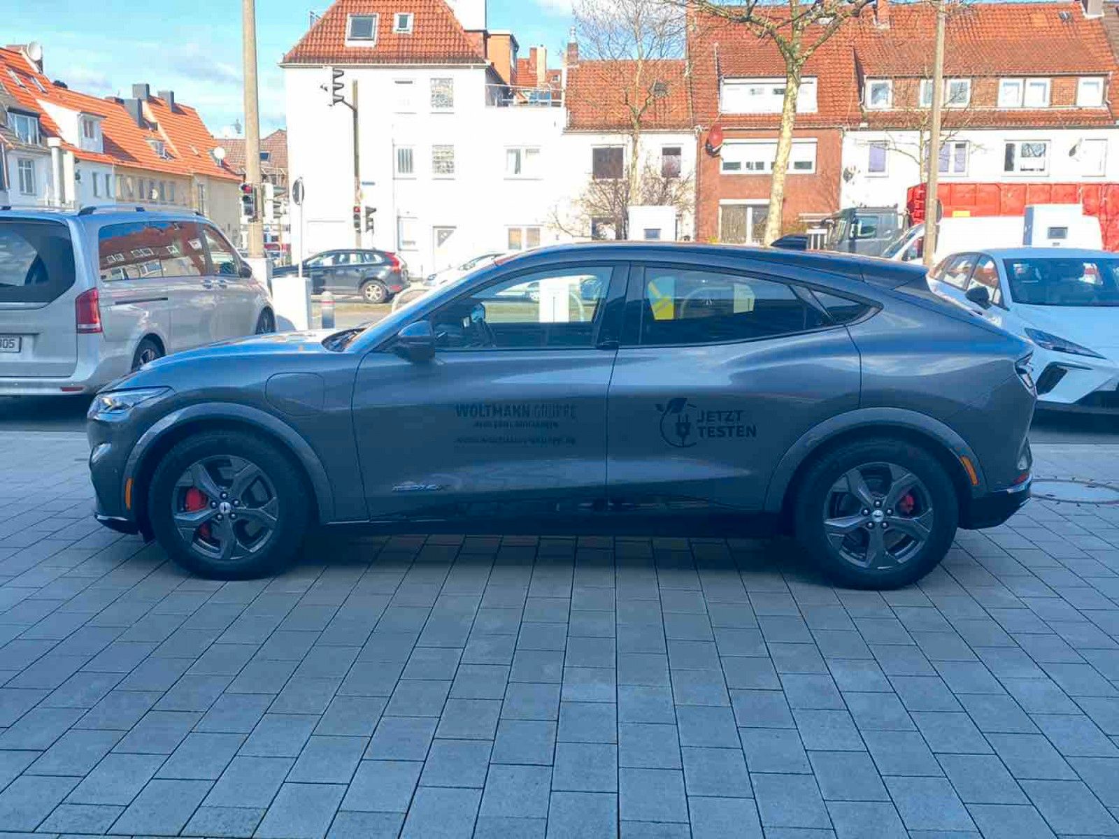 Fahrzeugabbildung Ford Mustang Mach-E First Edition AWD