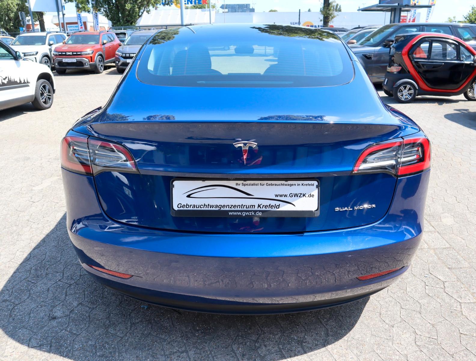Tesla Model 3 Long Range Allrad /SHZ /2-Zonen-Klima