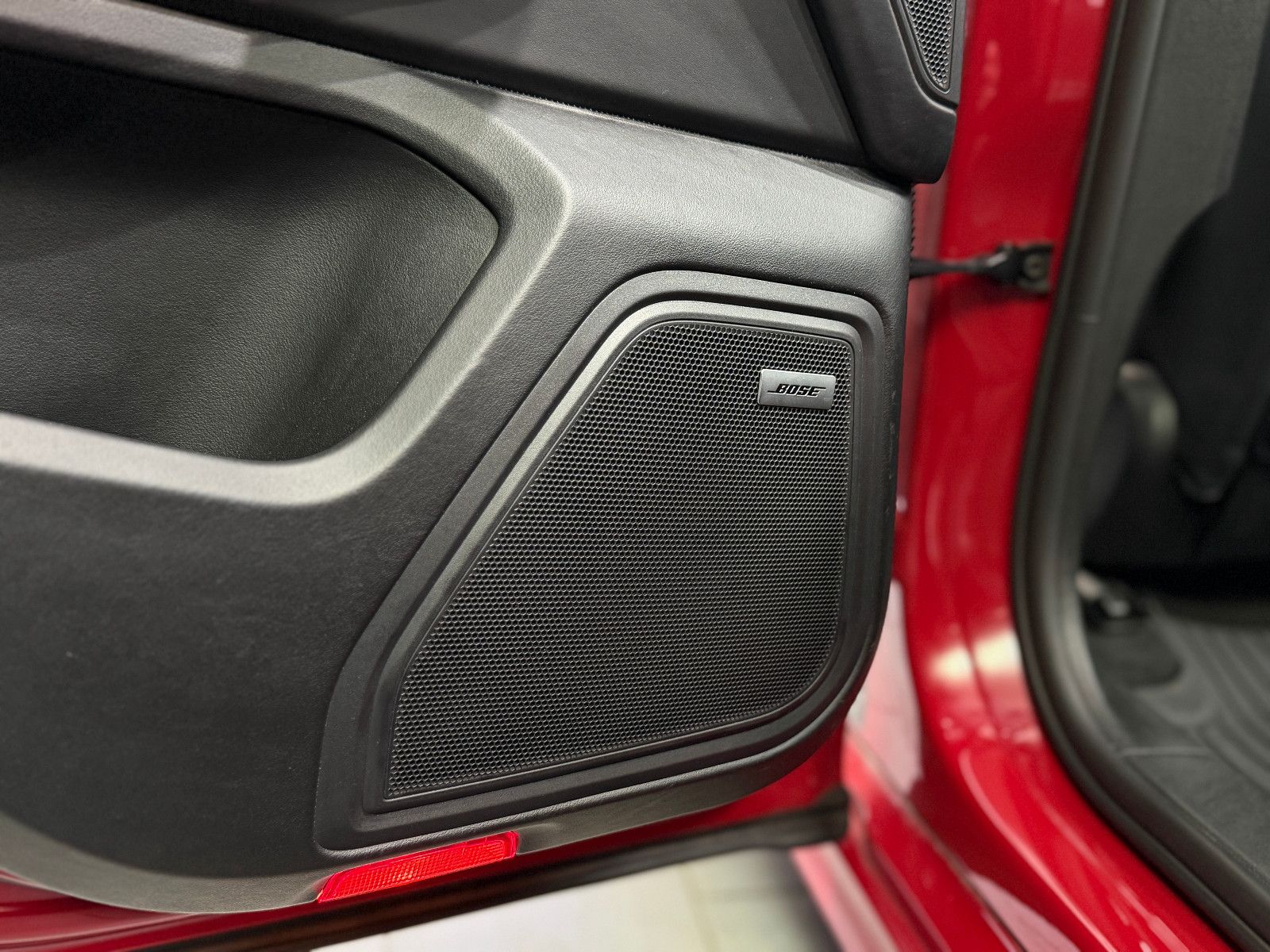 Fahrzeugabbildung Porsche Porsche Macan GTS |BOSE|360°|SITZBELÜFTUNG