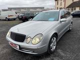 Mercedes-Benz E 240 T  Leder  Navi  Xenon  Sportauspuff - silberne Mercedes-Benz E 240