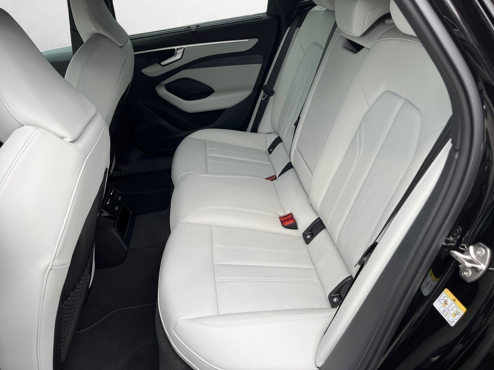 Audi A6 - Bild 10