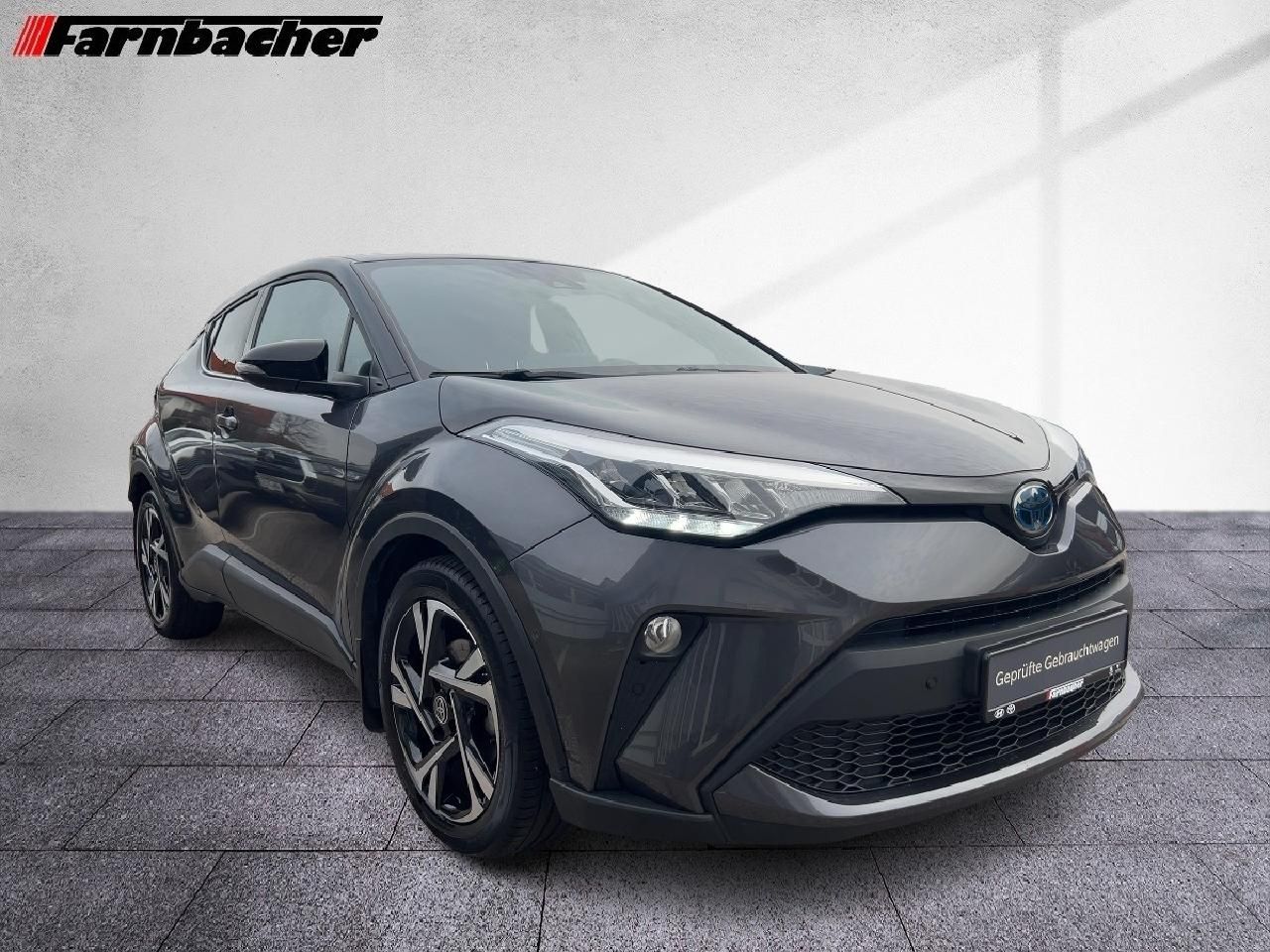 Fahrzeugabbildung Toyota C-HR 2,0 Hybrid Team D 4x2
