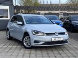 Volkswagen Golf VII Lim*Automatik*T.Winkel*Carplay*ACC - Volkswagen Golf: Automat