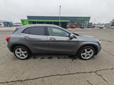 Mercedes-Benz GLA 220d