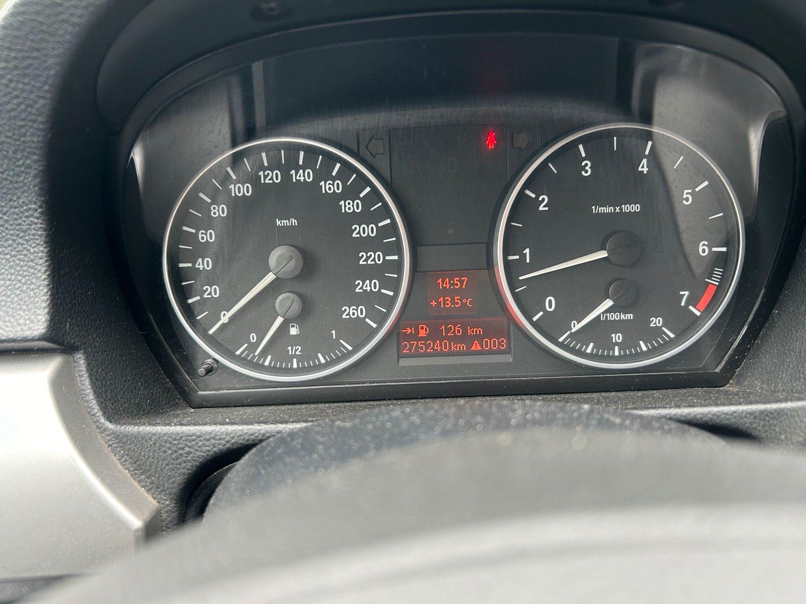 BMW 320 2006 — photo 5