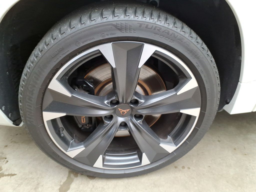 Cupra Ateca 2.0 TSI 221kW AHK*Pano*Nav*PDC*RFK*SH