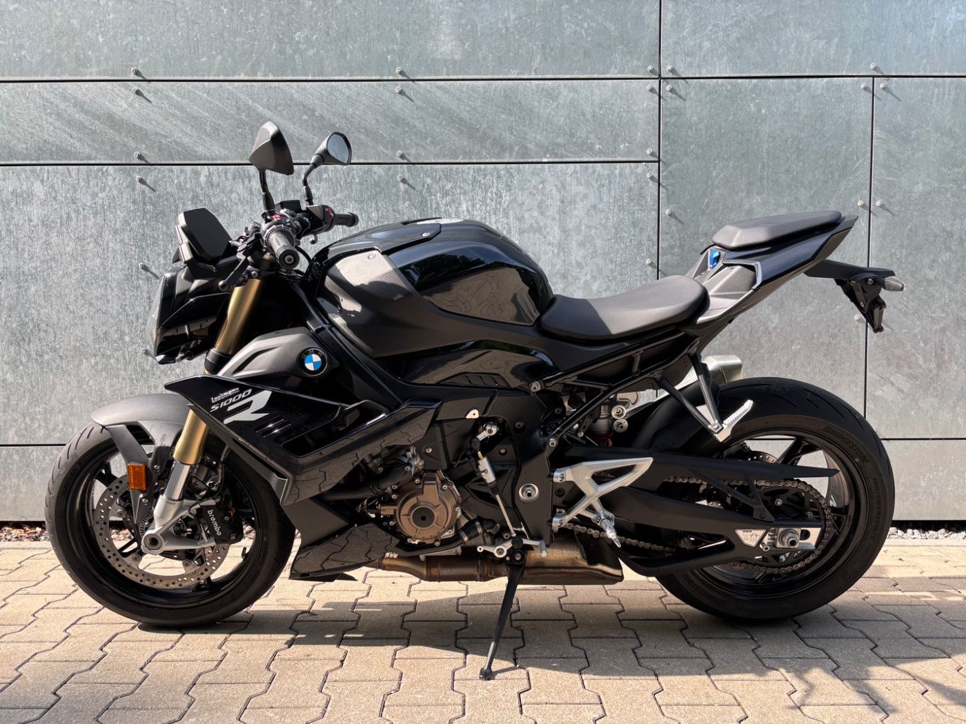 Fahrzeugabbildung BMW S 1000 R Komfortpaket, Dynamikpaket