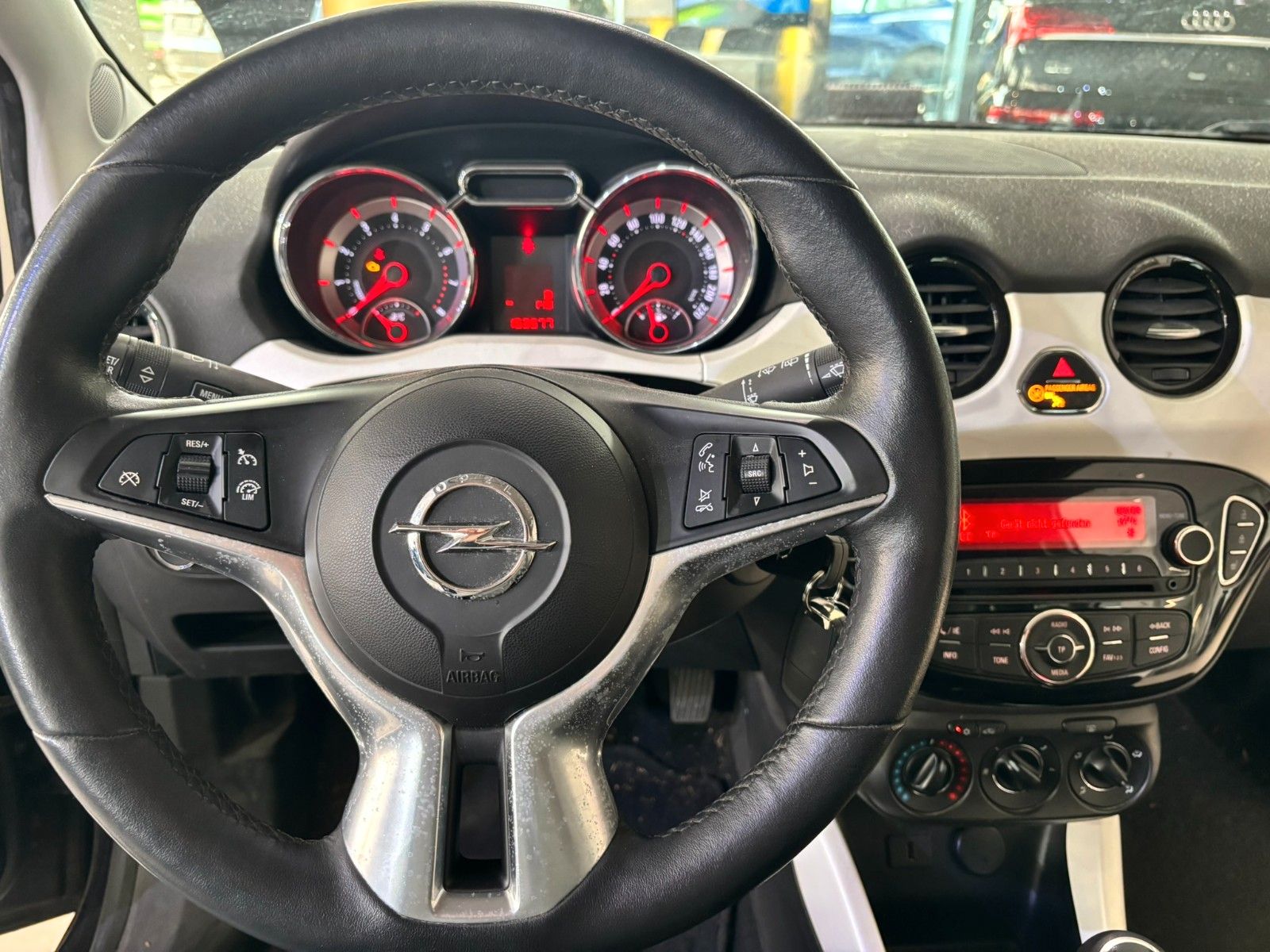 Fahrzeugabbildung Opel Adam Jam 1.2 SHZ/ALU16/LHZ/BT/KLIMA/ALLWETTER