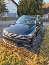 Volkswagen Tiguan Allspace Highline 2.0 TDI SCR 176kW DSG - Volkswagen Tiguan Allspace: Von Privat