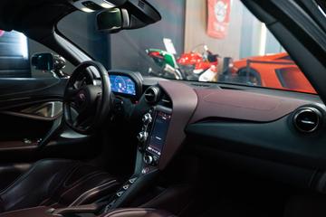 2017 Mclaren 720S 缩略图 16