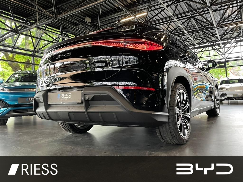 BYD SEALION 7
