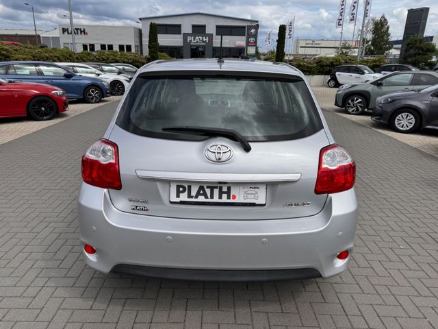 Toyota Auris  2.0 D-4D – SHZ – AHK