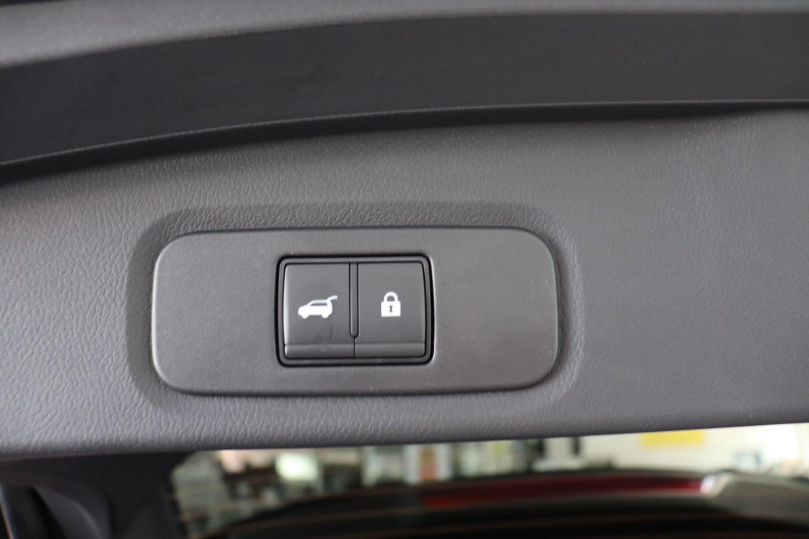 Nissan Qashqai 1.3 AT N-Connecta Navi,Pano,eHeck SOFORT, миниатюра 16