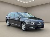 Volkswagen Passat Variant 1.6 TDI Aut.  *1.Hand* - Volkswagen Passat Variant: V6