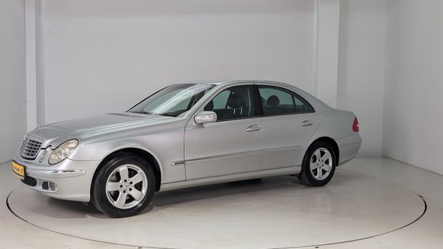 Mercedes-Benz E 320 4Matic * Bi- Xenon * STHZ * Elegance