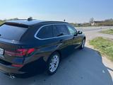 BMW TOP 520d,G31, 93080KM ,NAVI,360 Grad Kamera - BMW 5 Series: G31
