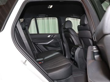 BMW X5 - 11