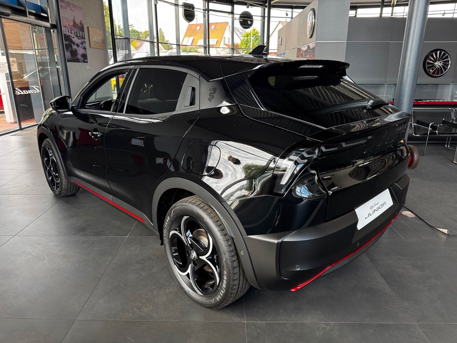 Fahrzeugabbildung Alfa Romeo Junior Elettrica SPECIALE Sitzheizung ACC Kamera