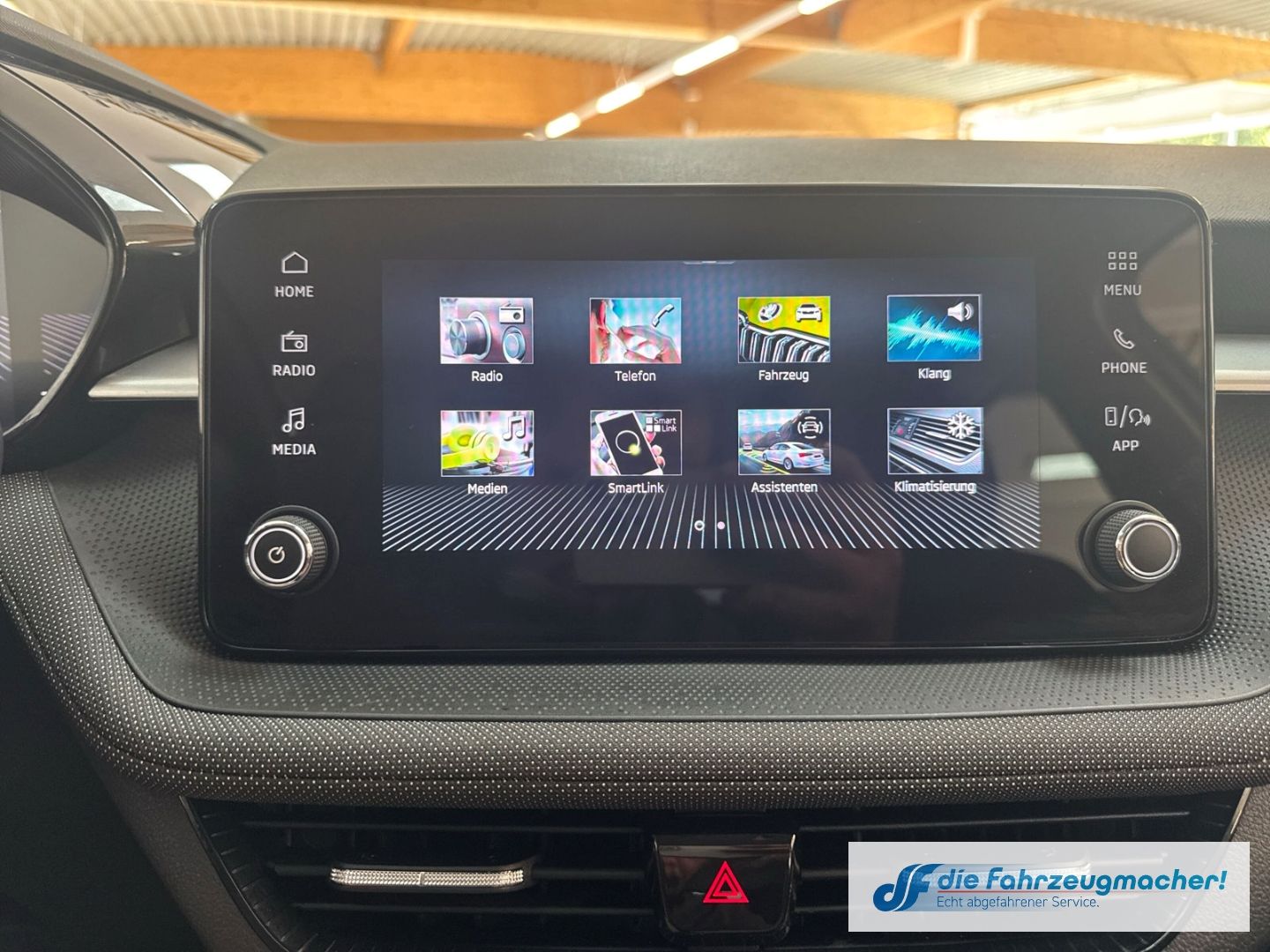 Fahrzeugabbildung SKODA Fabia Selection LED Sperrdiff. ACC Apple CarPlay