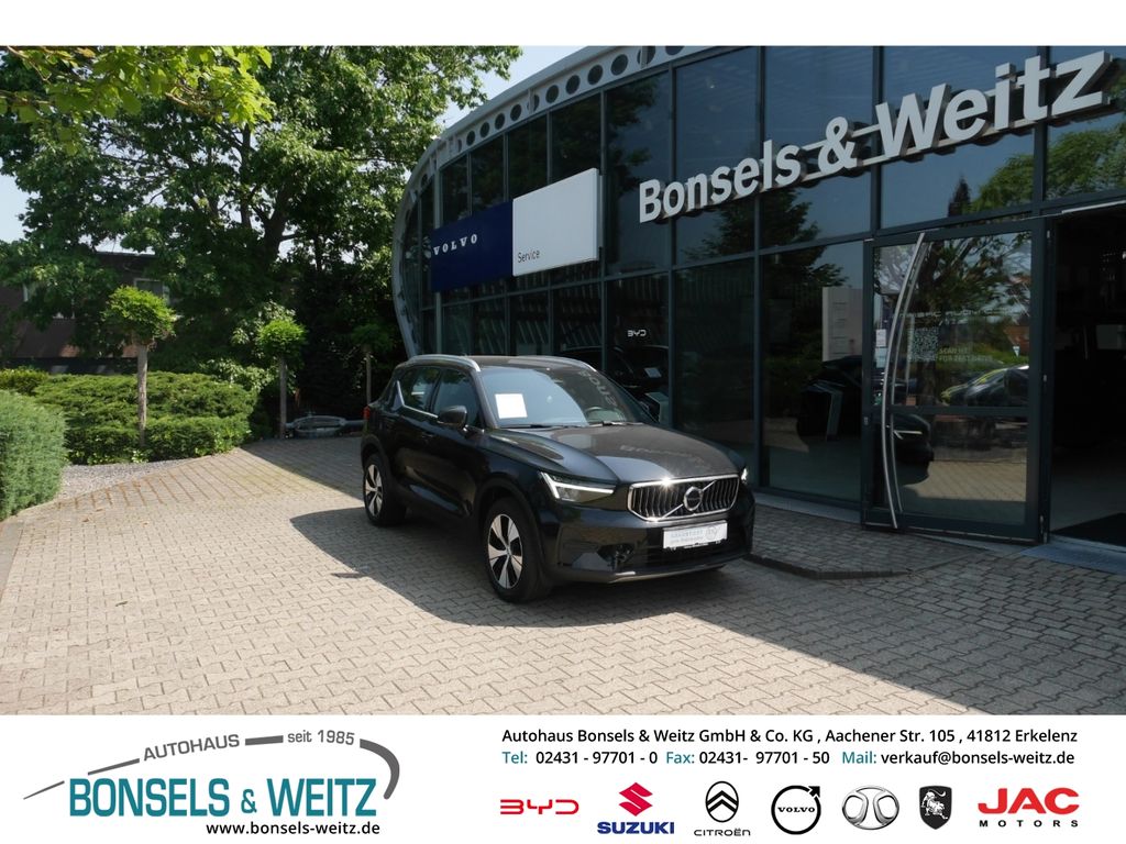 2023 Volvo XC40