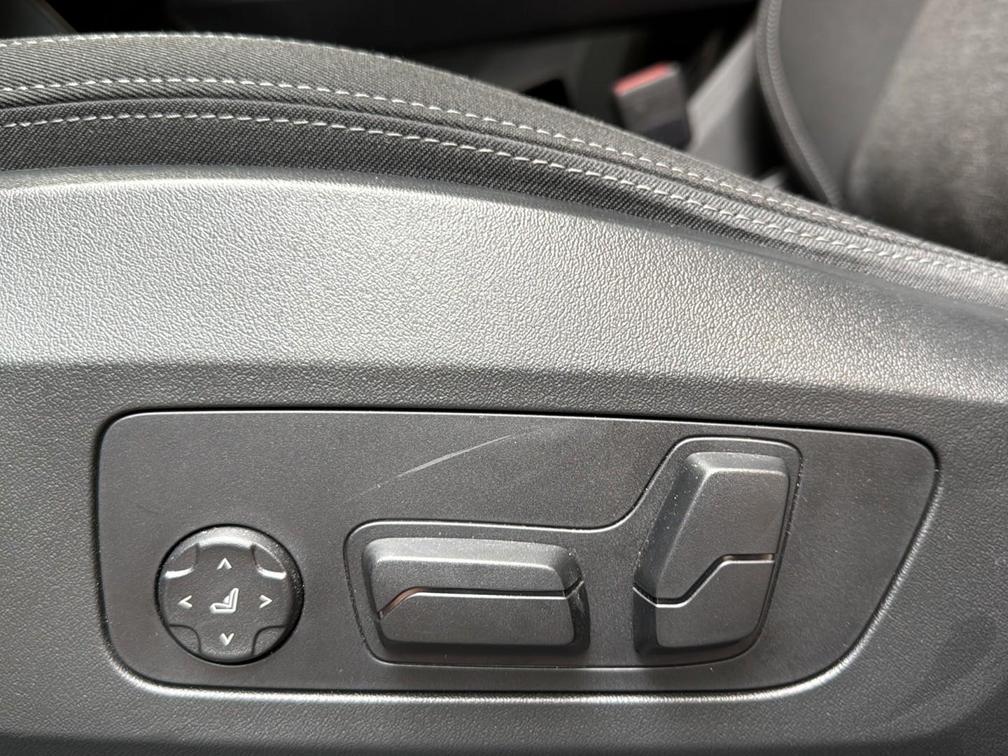 BMW X1 23d xDrive ACC AHK RFK H&K 2ZK adpt.LED QI, миниатюра 26