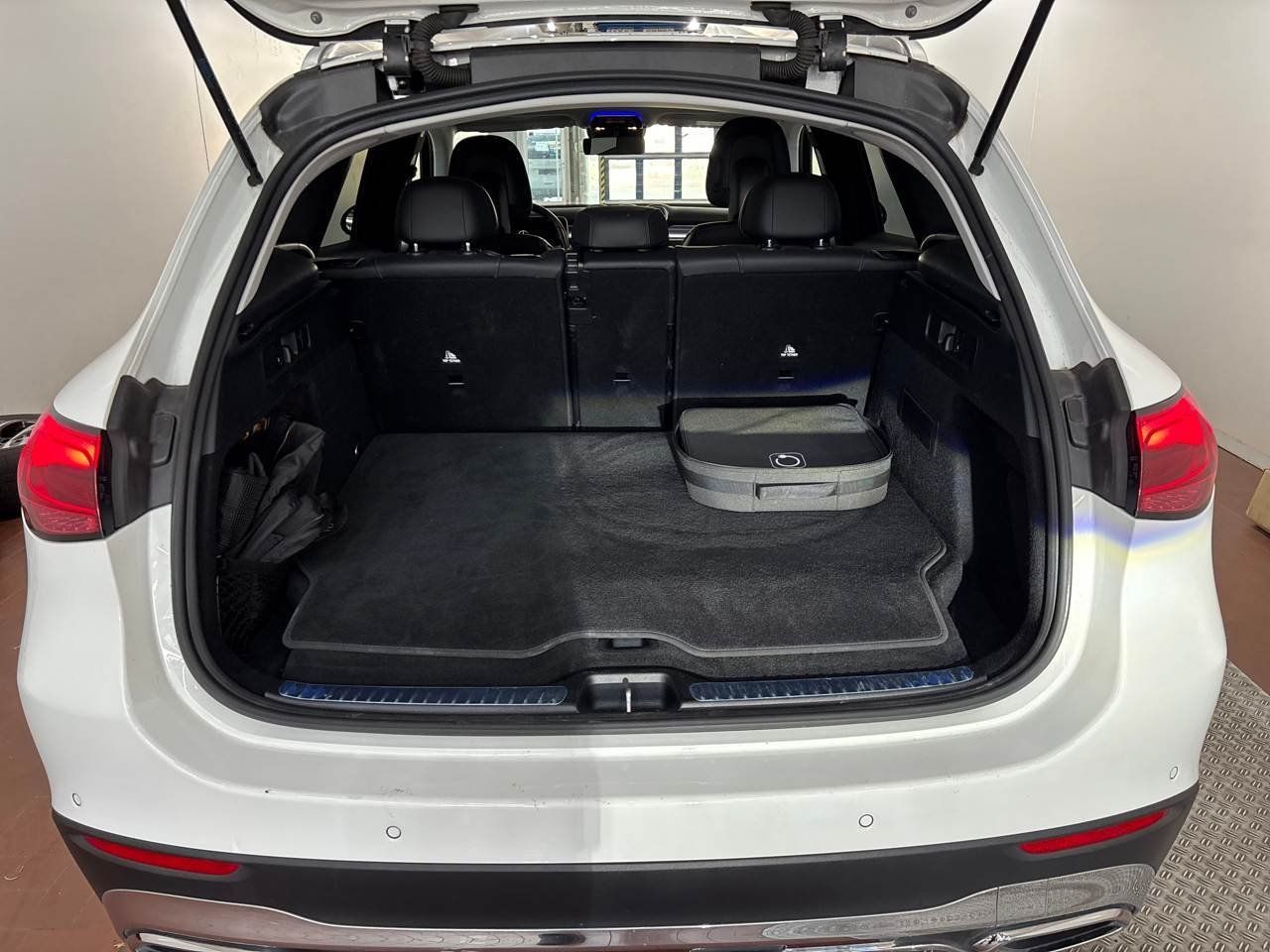 Mercedes-Benz GLC 300 e Avantgarde 4Matic AHK Pano S-Dach ACC foto 12