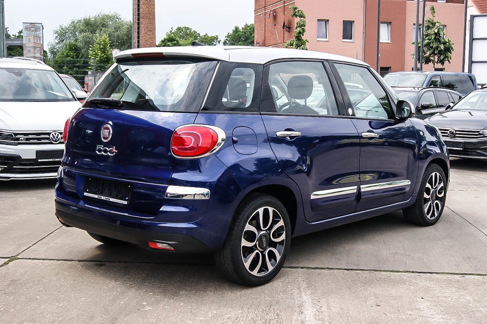 Fahrzeugabbildung Fiat 500 L 1.4T-Jet URBAN Pop-Star NAVI PDC 1.HAND