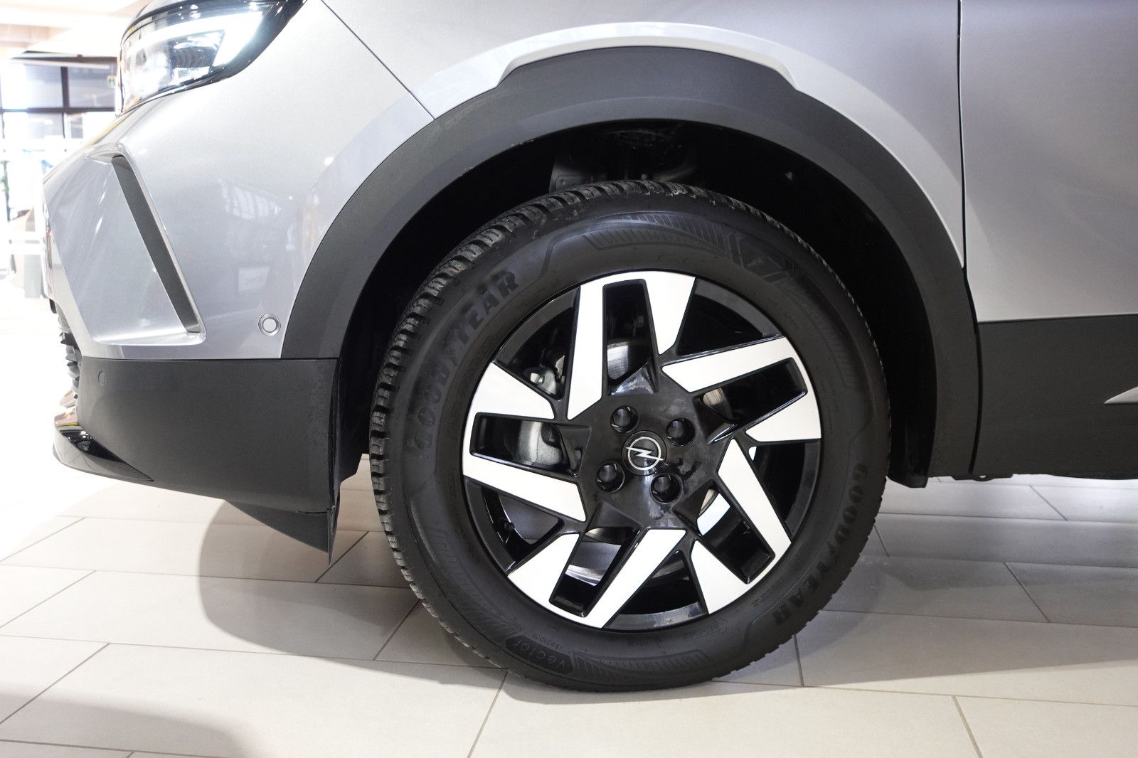 Fahrzeugabbildung Opel Mokka 1.2Turbo GS Aut. SHZ,Kamera,Navi,Allwetter