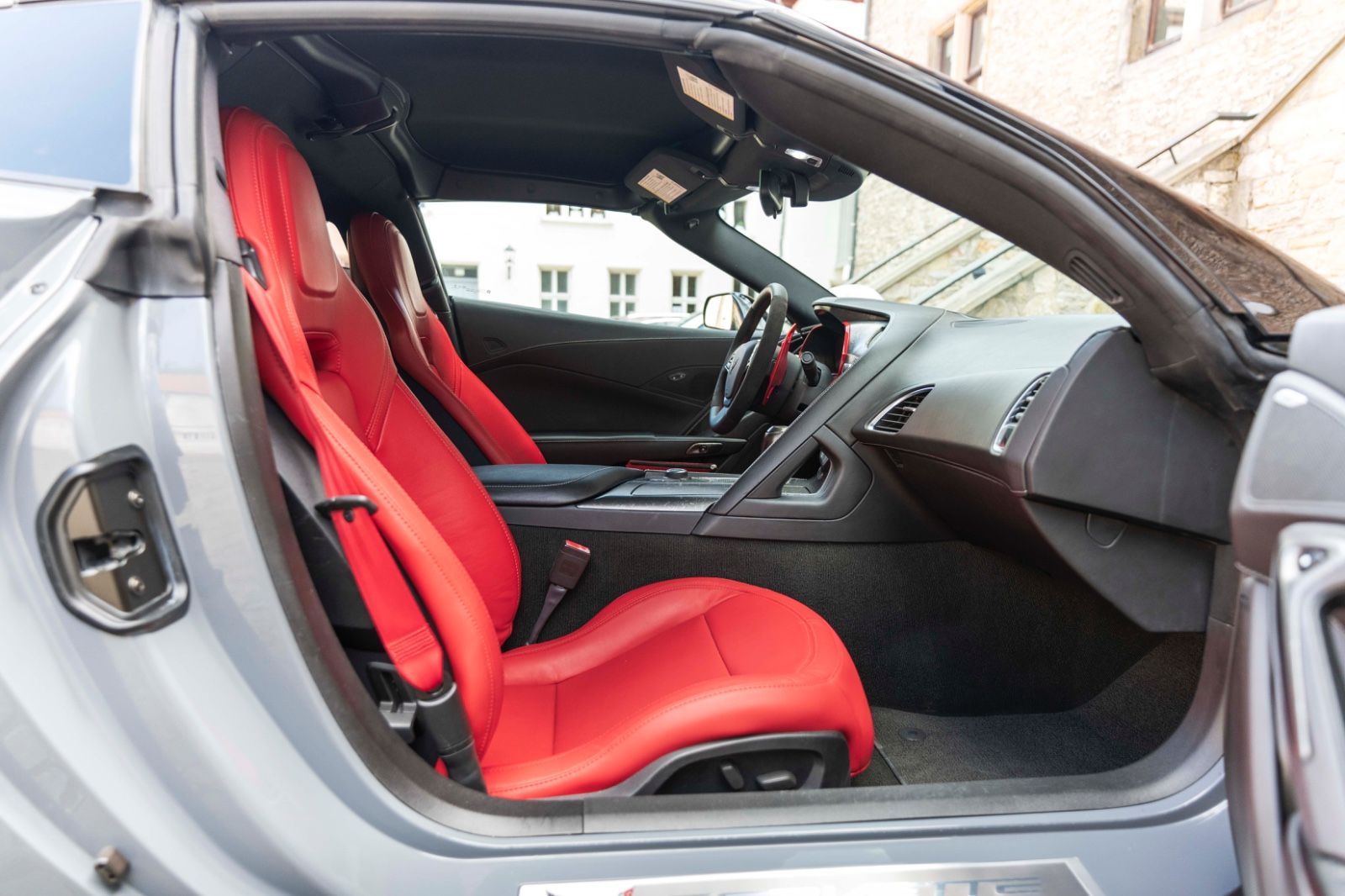 Fahrzeugabbildung Corvette C7 Stingray LT1 6,2L TARGA KAM BOSE NAV AUTO