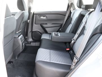 Nissan X-Trail - 12