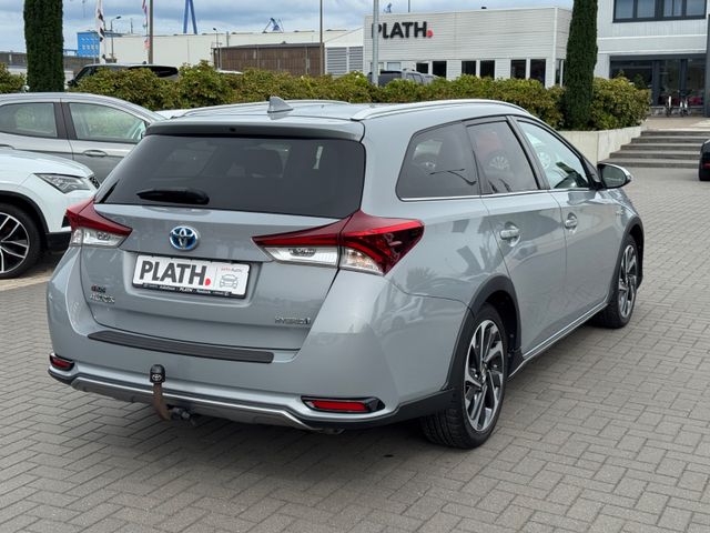 Toyota Auris  Touring Sports Hybrid Free Style