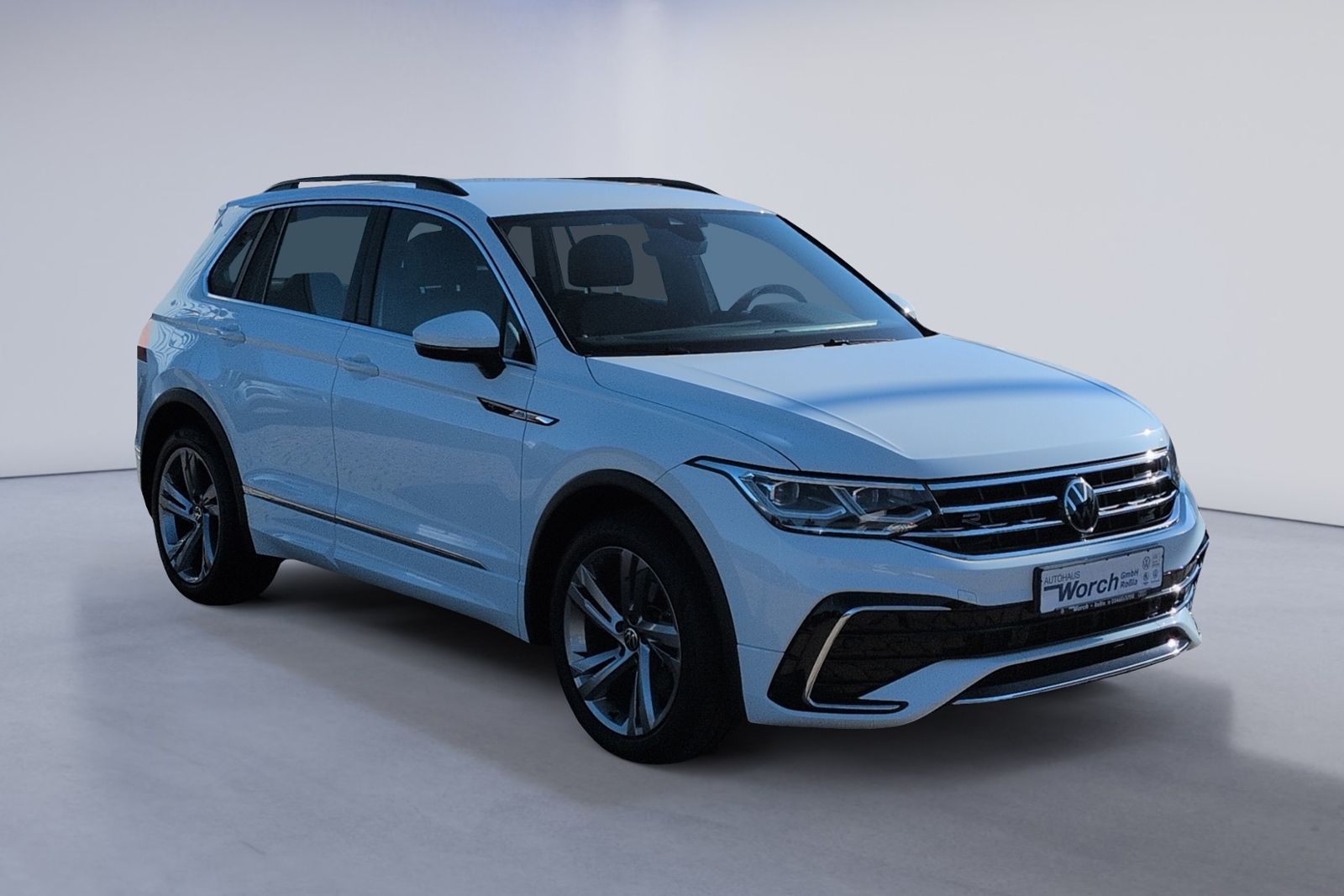Tiguan 1.5 TSI DSG R-Line KAMERA+MATRIX+NAVI