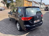 Volkswagen Touran Trendline BMT/Start-Stopp - Volkswagen Touran mit Diesel-Antrieb