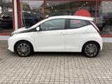 Toyota Aygo x-play touch - Toyota Aygo (X) in Augsburg