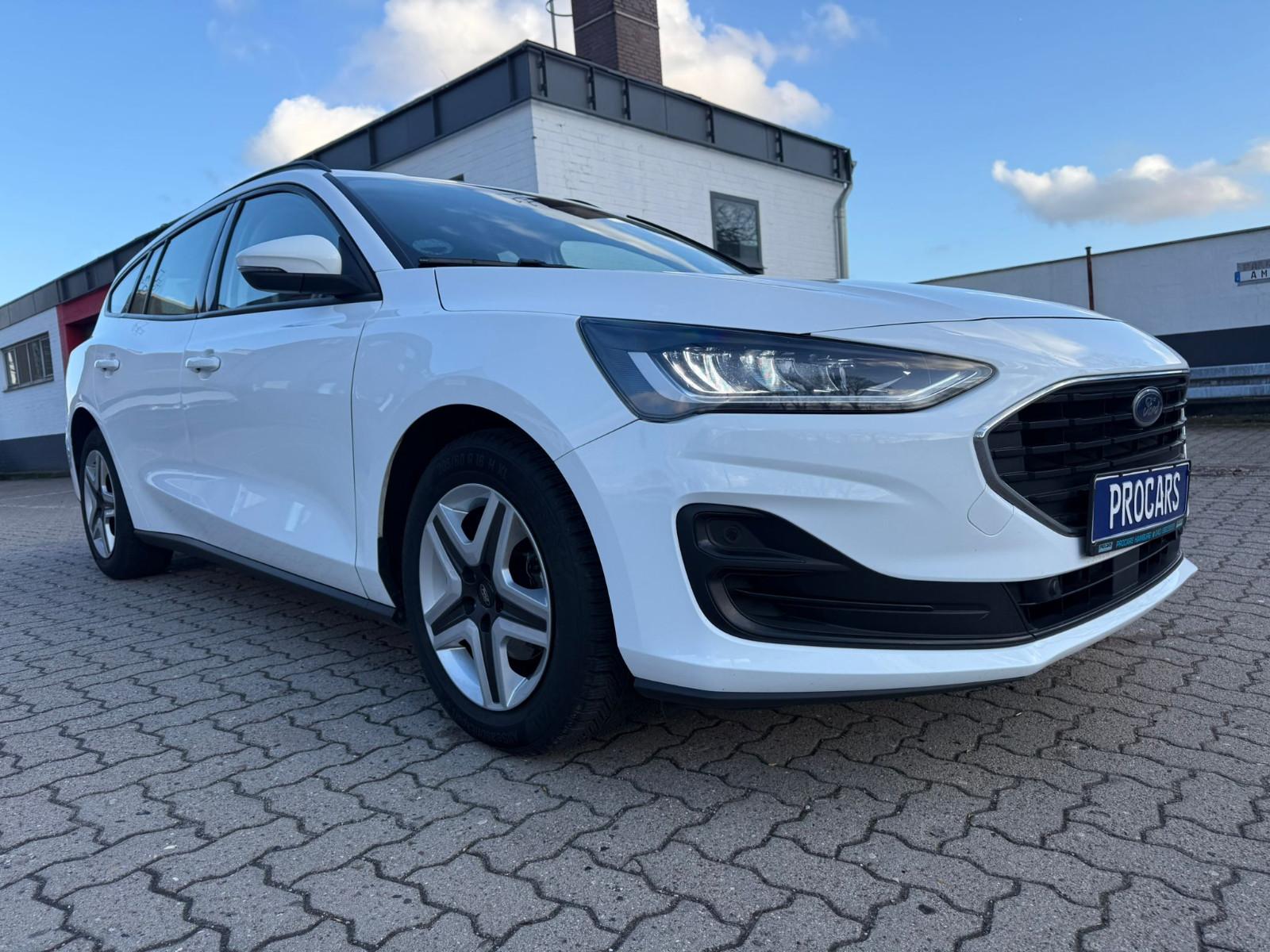 Ford Focus Turnier 1.0 AUT. *LED*NAVI*AHK*PDC*CAR-PLA