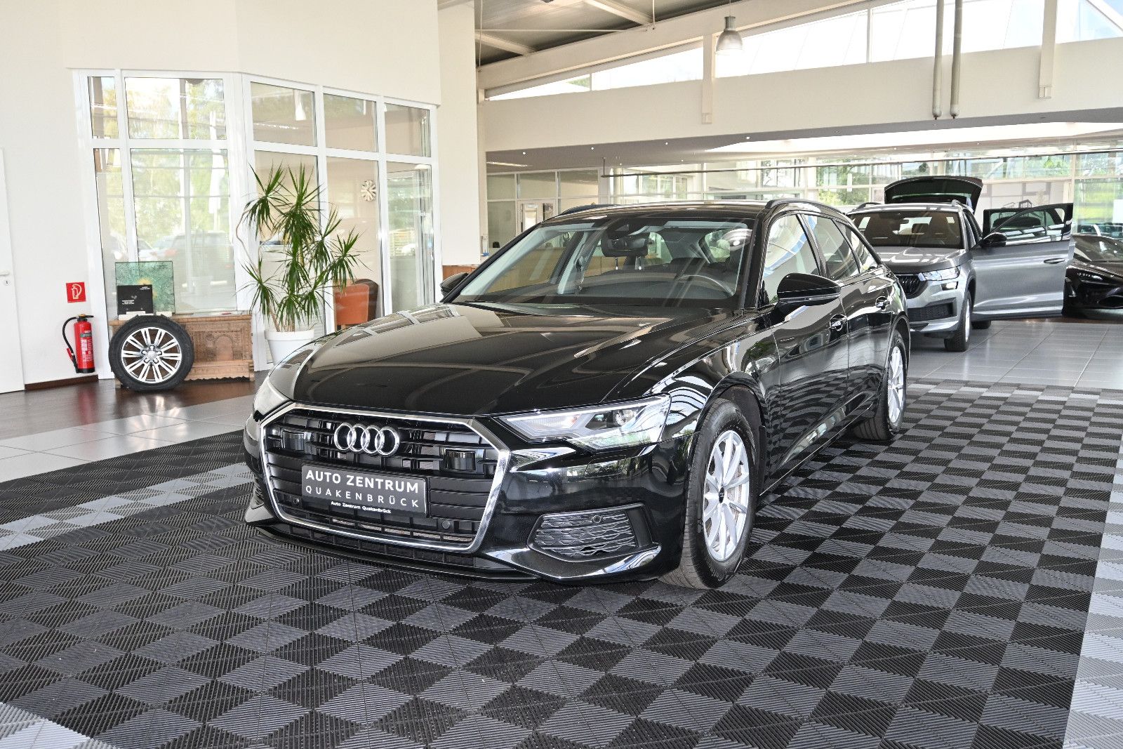 Audi A6 Avant 40 TDI LED Navi ACC D-Select PDC imagem 3